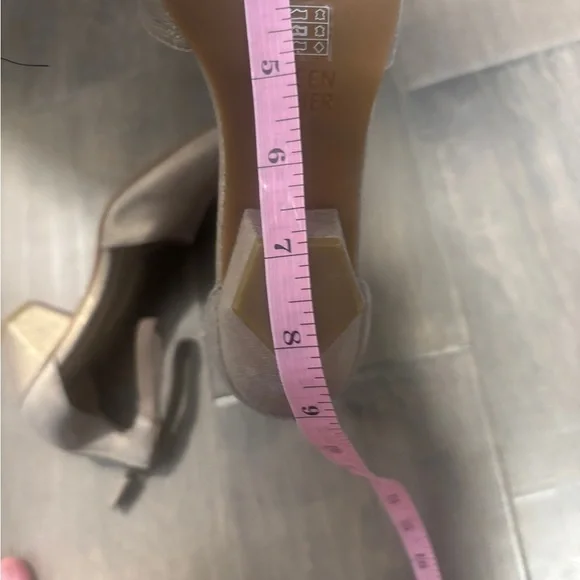 Eileen Fisher Shimmering Taupe Heels - Picture 8 of 8